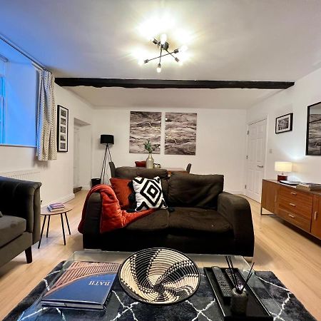 Superbly Located 2 Bedroom Luxury Apartment Bath Dış mekan fotoğraf